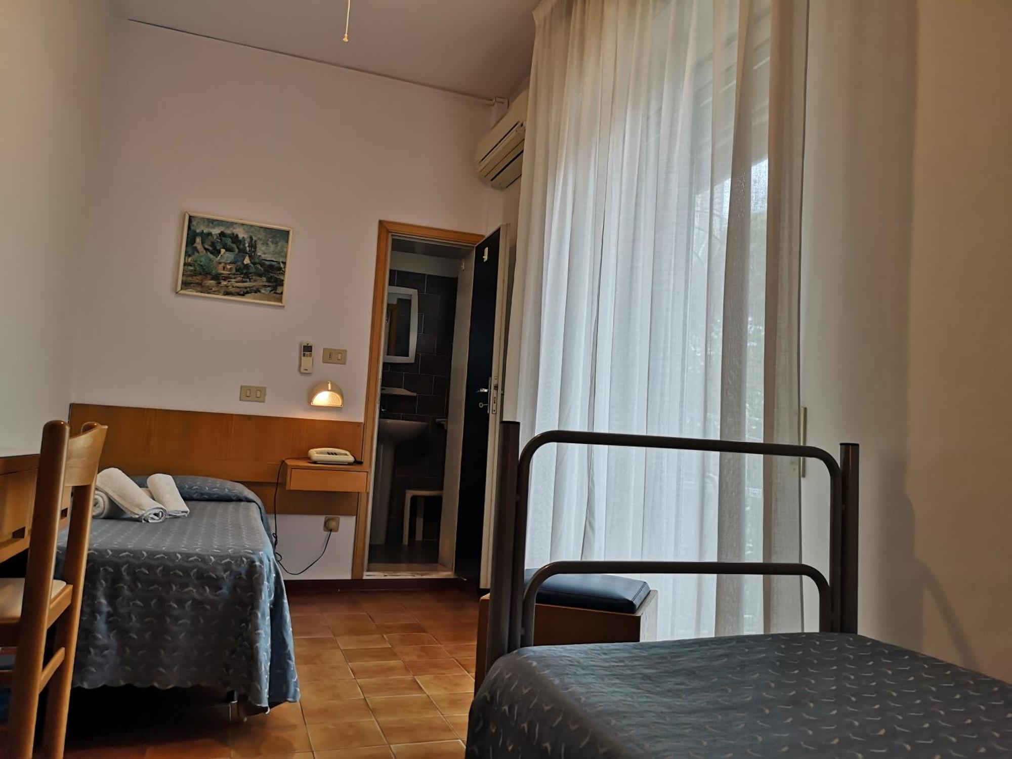 Hotel Nives Riccione Ruang foto